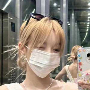 夏夏软绵绵🍀的钢琴谱