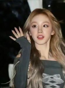 真知棒味的曲琦(开学工作日退)的个人空间