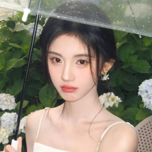 鞠婉祎的个人空间