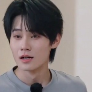 真源不圆的钢琴谱
