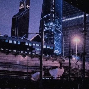 闲散人员的钢琴谱