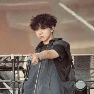 Top Barry的钢琴谱