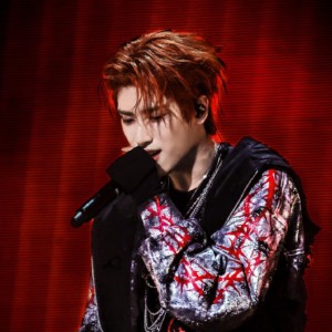 TNT追光使者的钢琴谱