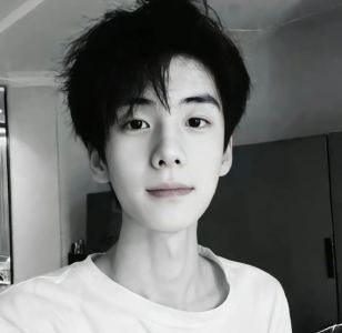 ^冰冰梁🧊的个人空间