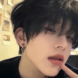 难捱.ˇ的钢琴谱