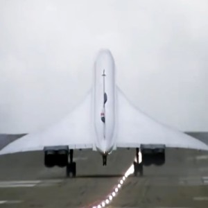 一架小的协和的钢琴谱