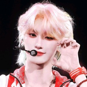 爱蓝莓的嘀嘀咕咕的钢琴谱