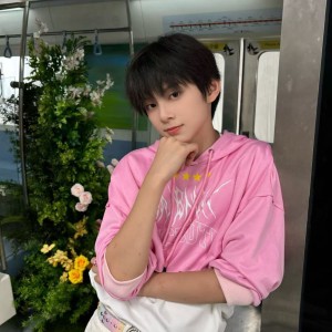 ^有點禧罕你（周末不上）的鋼琴譜