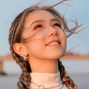 G.E.M.棋H的钢琴谱