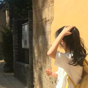 Reverse+.芷的钢琴谱