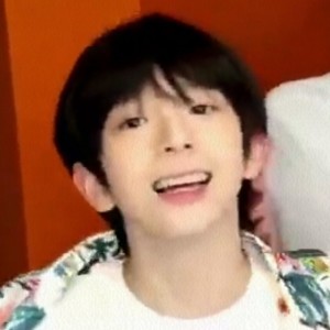 🎊铭天见✨☃️的钢琴谱