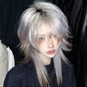 朝俞一辈子锁死的钢琴谱