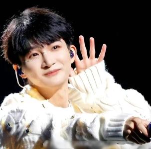 曲奇加生米味的爆米花的个人空间