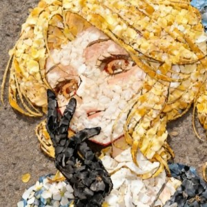 莹莹一笑。的钢琴谱