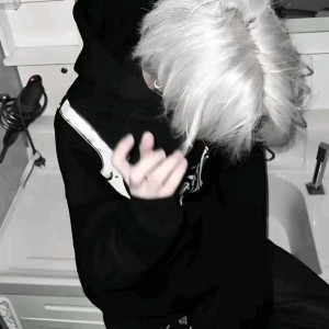 冷心绪.的钢琴谱