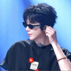 MD_宇宁同在的钢琴谱