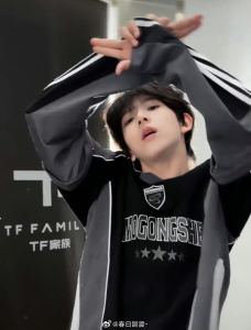 唯爱陈浚铭的钢琴谱