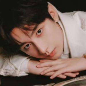 偷颗成毅糖的钢琴谱