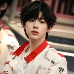 鑫中的新恒的钢琴谱