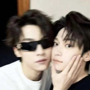 我只属于他另外一只眼⚡🌽🌙的钢琴谱