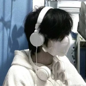 孤寂丶的钢琴谱