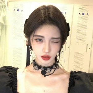 卿楚颖的个人空间