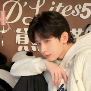 见.毅（淮安版）的钢琴谱