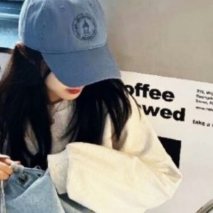 思绪从回初冬的钢琴谱