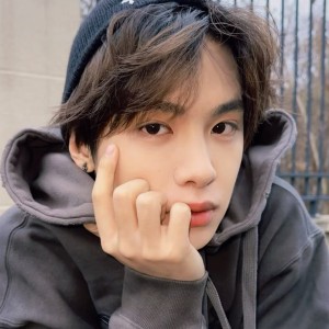 sky腐.惠娜要幸福的钢琴谱