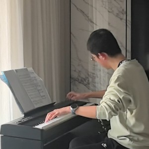 柳贯一的钢琴谱