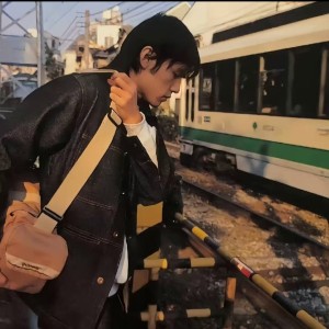 半岛铁和她的个人空间