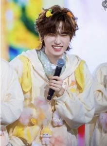 小海螺yu的钢琴谱