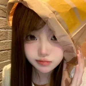 草莓雪饼脆脆的钢琴谱