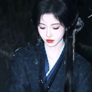 祎lu彤行的钢琴谱