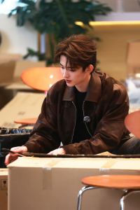 钢琴院长的个人空间