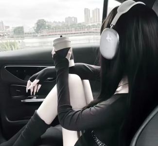 Elise的钢琴谱