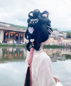 泠鸢＿头本的个人空间