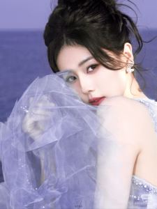138****7915的个人空间