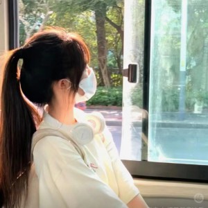 时·亚！看祺颗霖°鑫星·团的钢琴谱