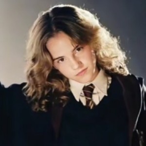 赫敏 — Hermione的钢琴谱