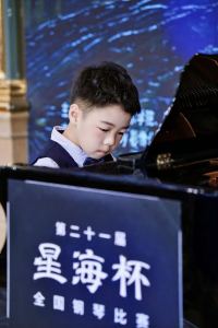 是小杨杨呀～的钢琴谱