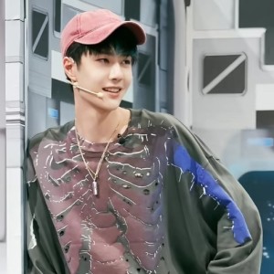 W1BO·lBO一生的钢琴谱
