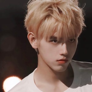 “”常”爱“瑟”“翊”生一世的钢琴谱