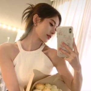 鞠婧祎的钢琴谱