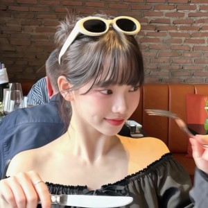 Atopos的钢琴谱