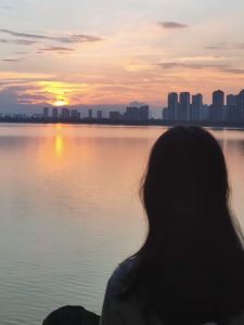 Enter盛夏．的钢琴谱
