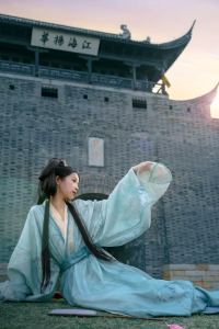 汐颐Freya的个人空间