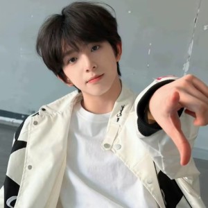 三铭治的钢琴谱