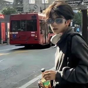 JR的钢琴谱