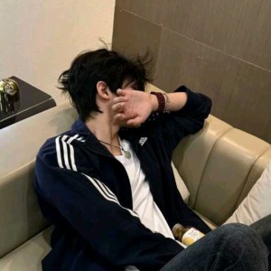 没事别烦我的钢琴谱
